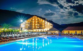Mirage Resort & Spa